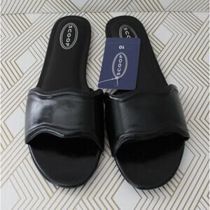 Scoop Womens Wavy Flat Sandals Black Size 10 NWOB